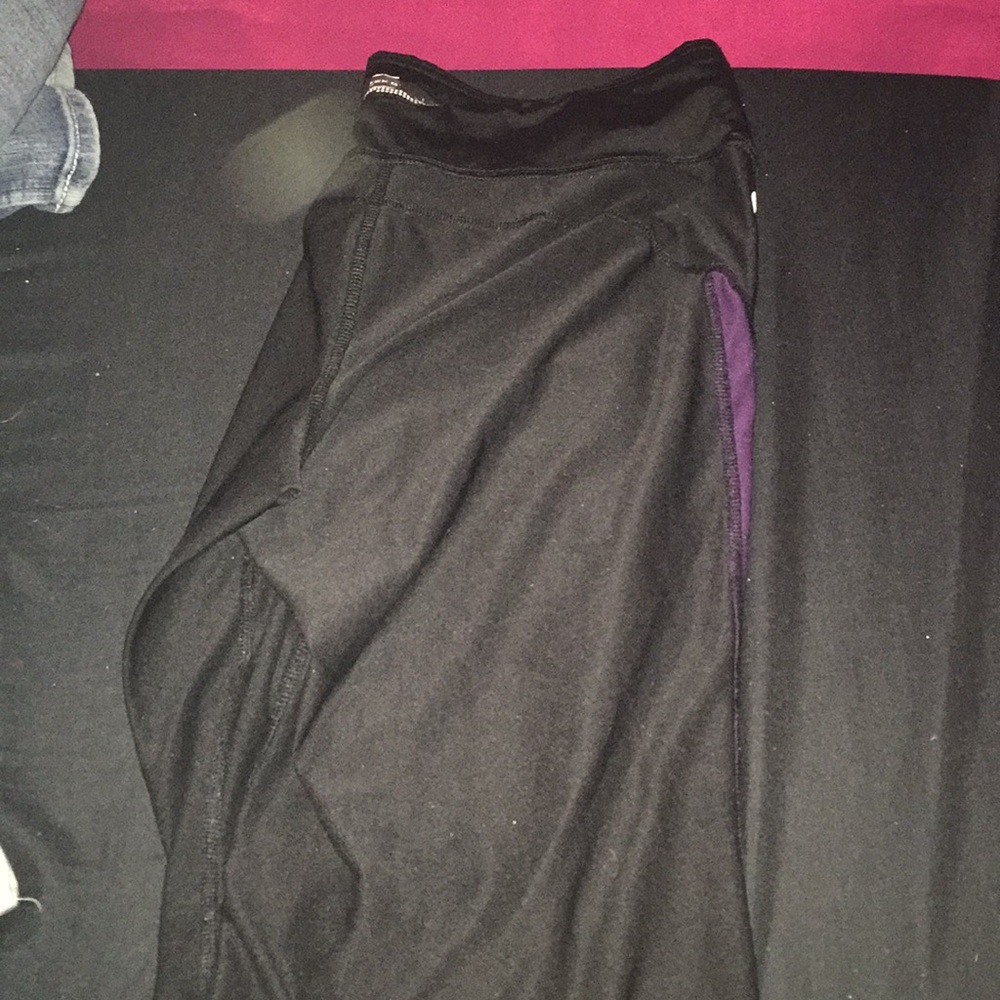 Capri yoga pants
